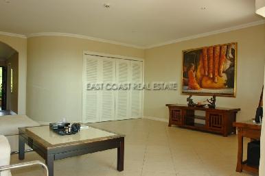 Executive Residence 3 6