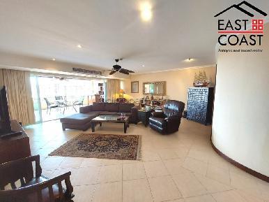 Executive Residence 3 6