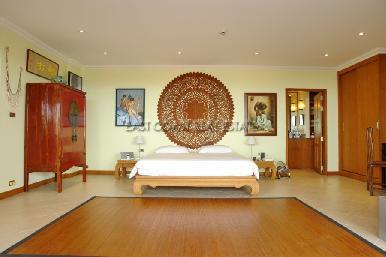 Executive Residence 2 9
