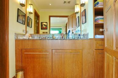 Executive Residence 2 5