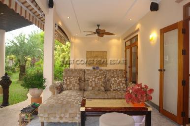 Foxlea Villa 8