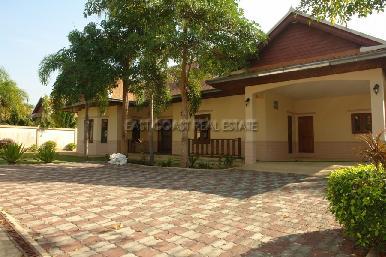 Foxlea Villa 8