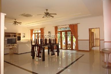 Foxlea Villa 9