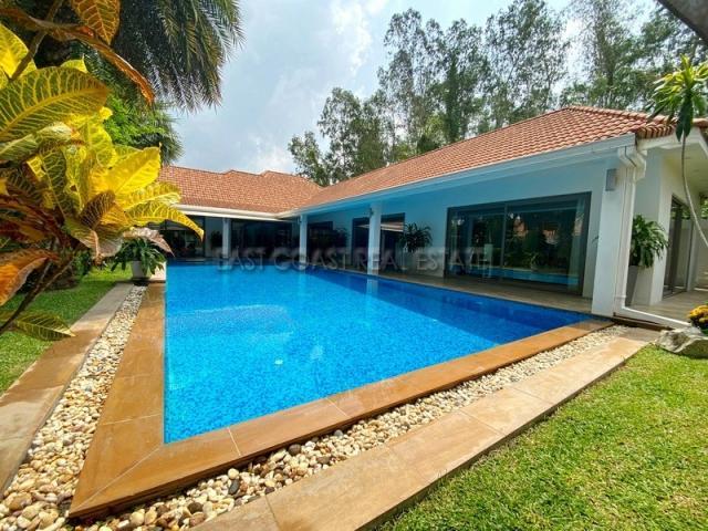 Freeway Villa