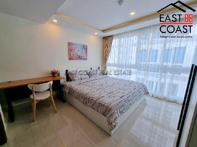 Grand Avenue Residence 18