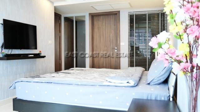 Grand Avenue Residence