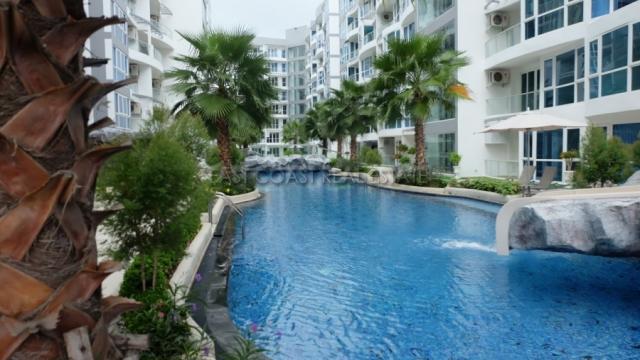 Grand Avenue Residence