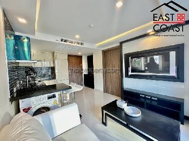 Grand Avenue Residence 3