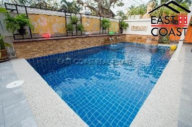 Grand Condo 10