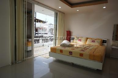 Guest House 4