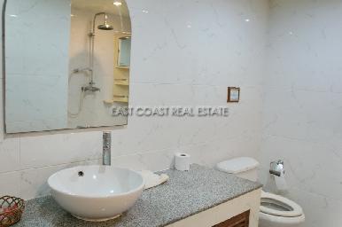 Highlander Bar & Guesthouse 9