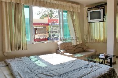 Highlander Bar & Guesthouse 7