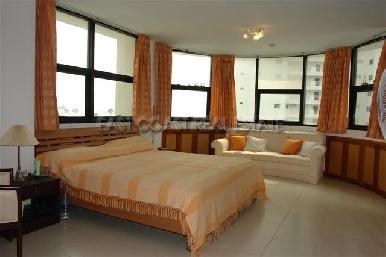 Jomtien Complex 6