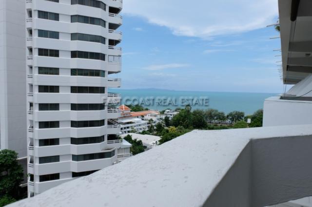 Jomtien Condotel & Village