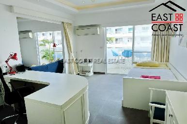 Jomtien Condotel & Village 11