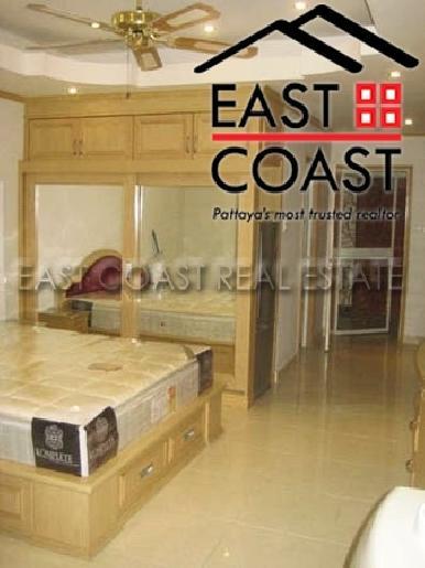 Jomtien Thip 8
