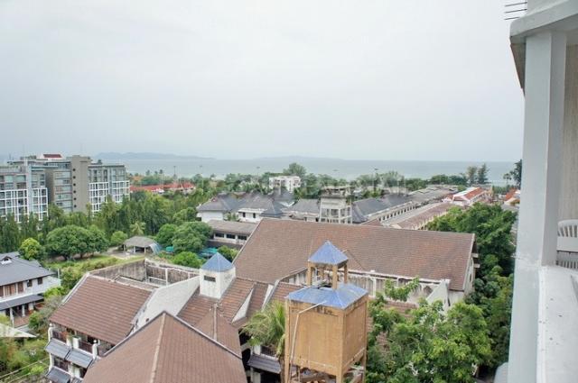 Jomtien Thip