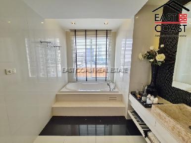 La Royale Beach 20