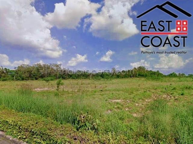 Land near Golf Courses in Pong