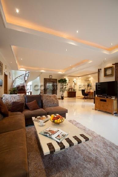 Luxurious Mansion with private pool 22