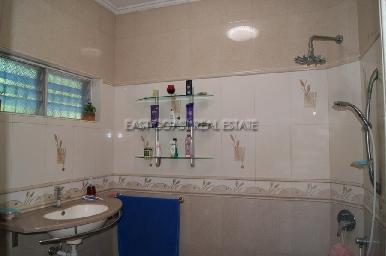 Luxury 2 house development 29