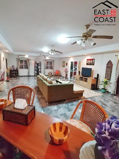 Luxury 2 house development 25