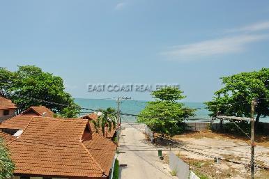 Montrari Jomtien Beach View 23