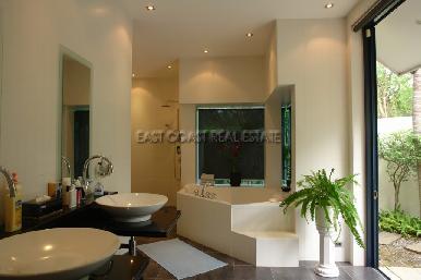Bang Saray Luxury Beach 23