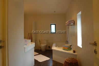 Bang Saray Luxury Beach 22