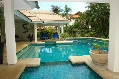 Bang Saray Luxury Beach 5