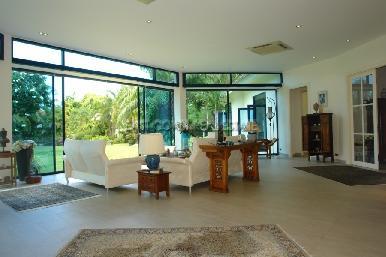Bang Saray Luxury Beach 3