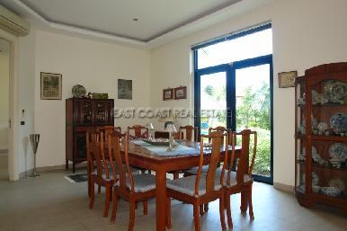 Bang Saray Luxury Beach 18