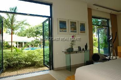Bang Saray Luxury Beach 16
