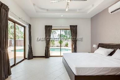 Oasis Park 9