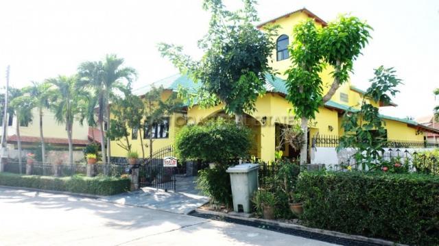 Paradise Villa 1