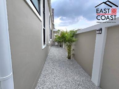 Parkside Pool Villa 39