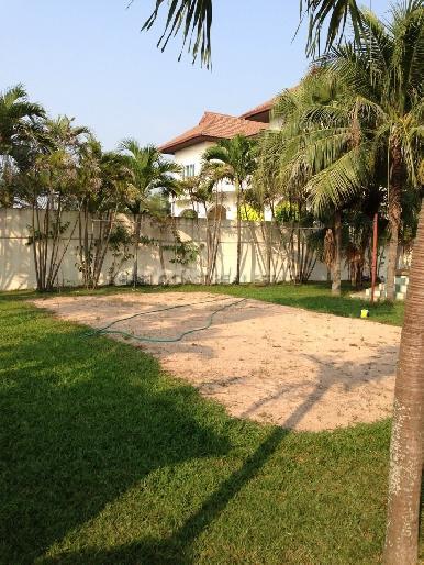 Pong House 26