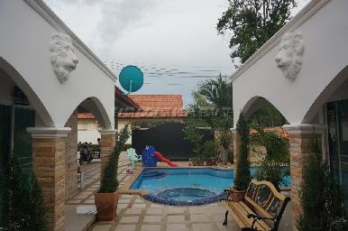 Pool View Villa 4