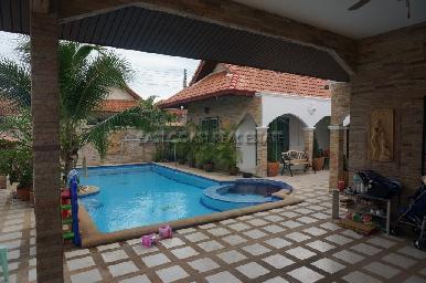 Pool View Villa 3