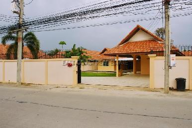 Pool Villa Owner Financing Available 33
