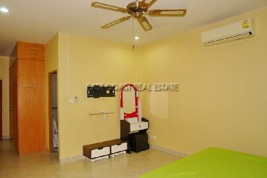 Pool Villa Owner Financing Available 29
