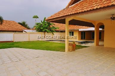 Pool Villa Owner Financing Available 8