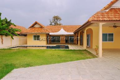 Pool Villa Owner Financing Available 5