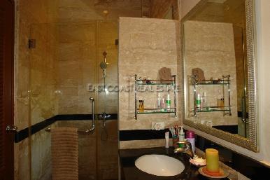 Pool Villa in Soi Wat Boon 18