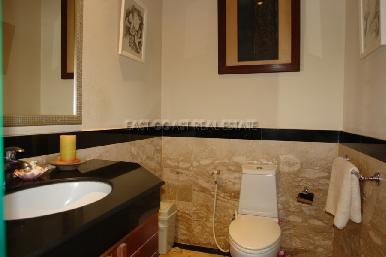 Pool Villa in Soi Wat Boon 17