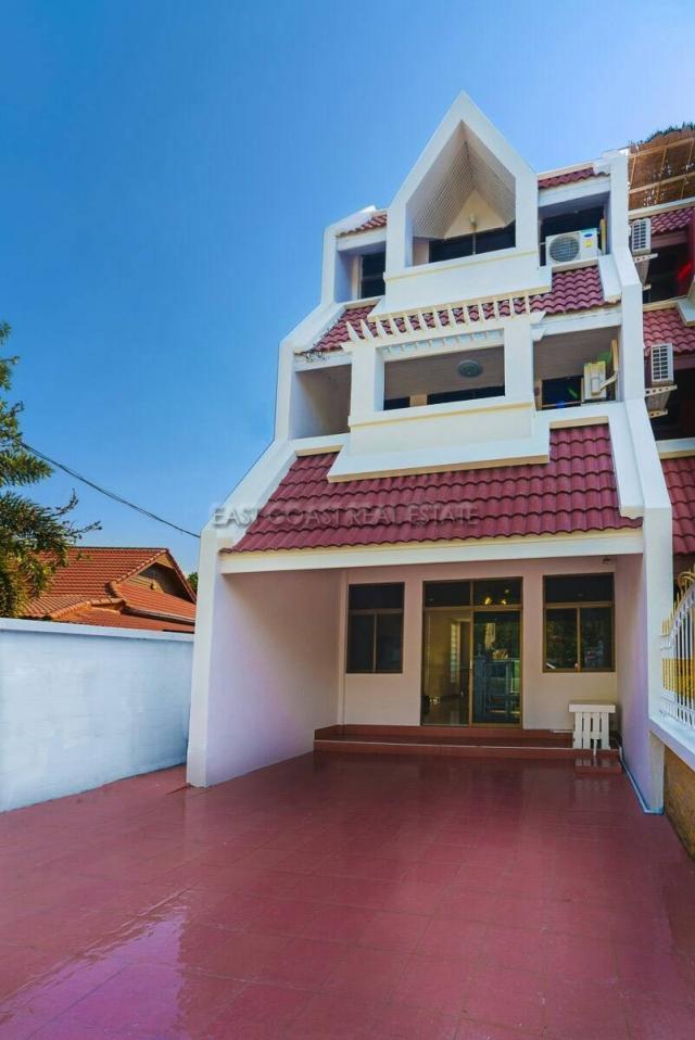 Pratumnak Townhouse