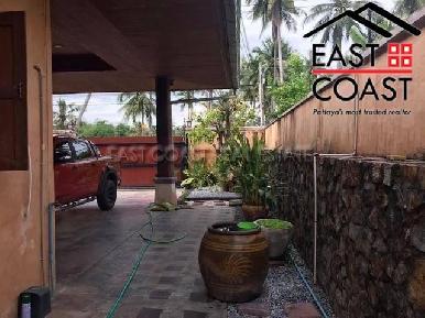 Private Pool Villa in Pong 17