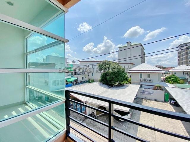 Private Townhouse at Khaotalo