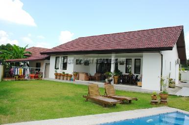 Regent Village 12