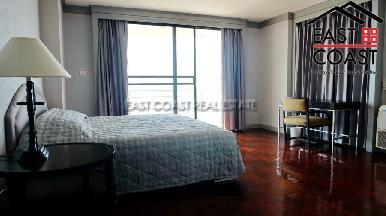 Royal Cliff 10